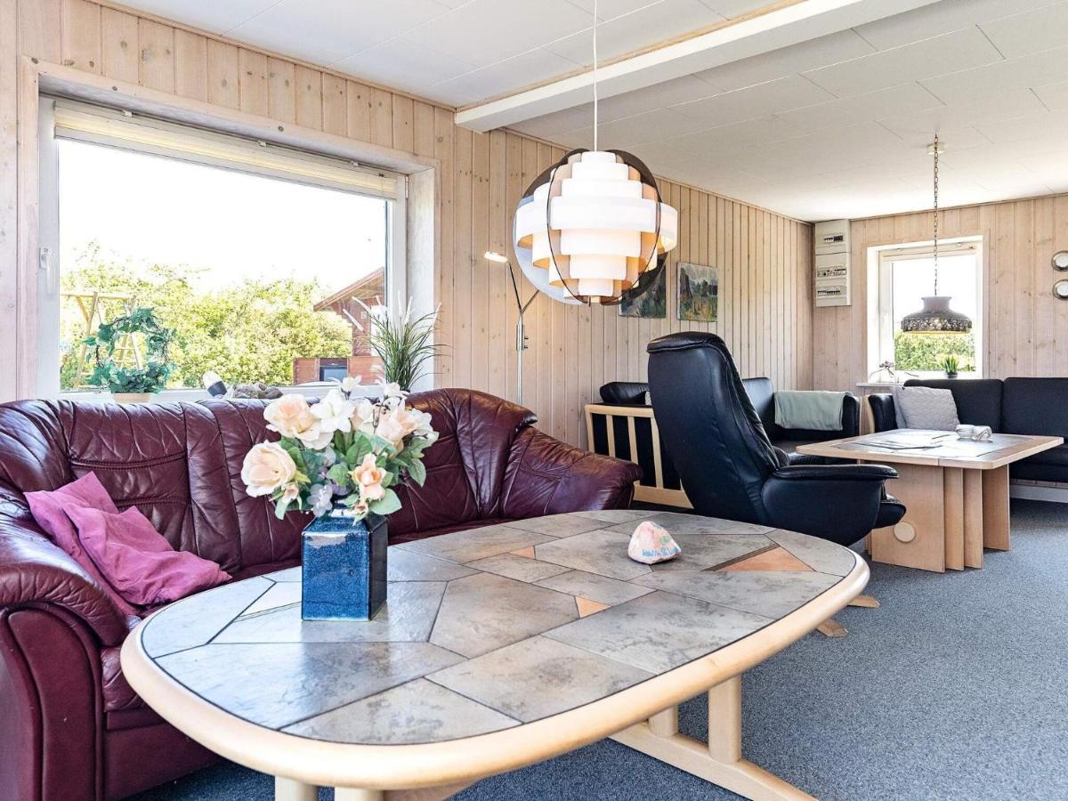 10 Person Holiday Home In Vinderup Esterno foto