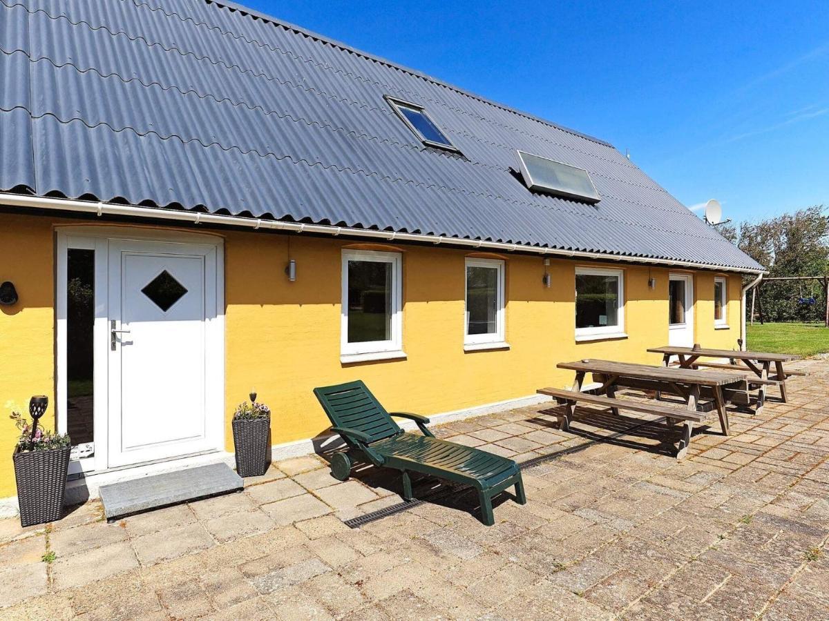 10 Person Holiday Home In Vinderup Esterno foto