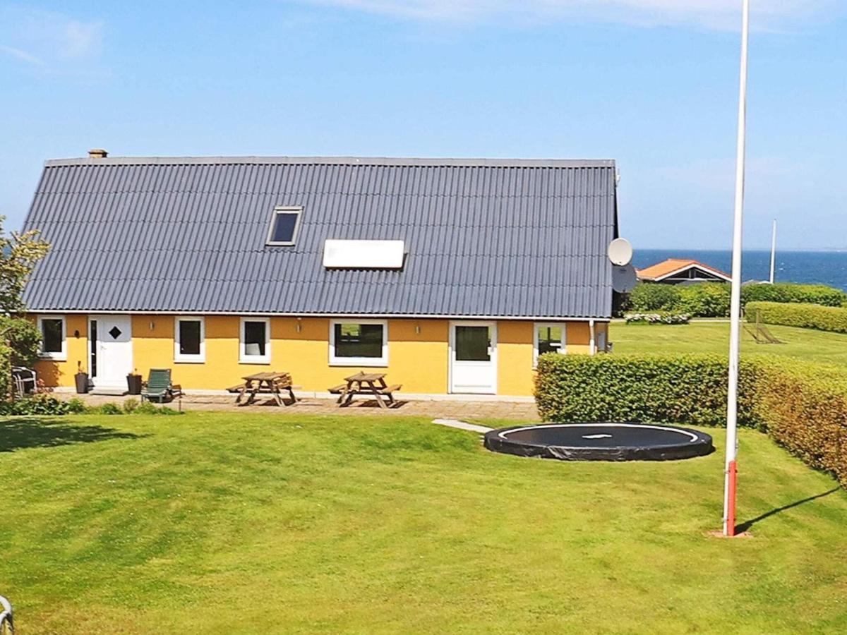 10 Person Holiday Home In Vinderup Esterno foto